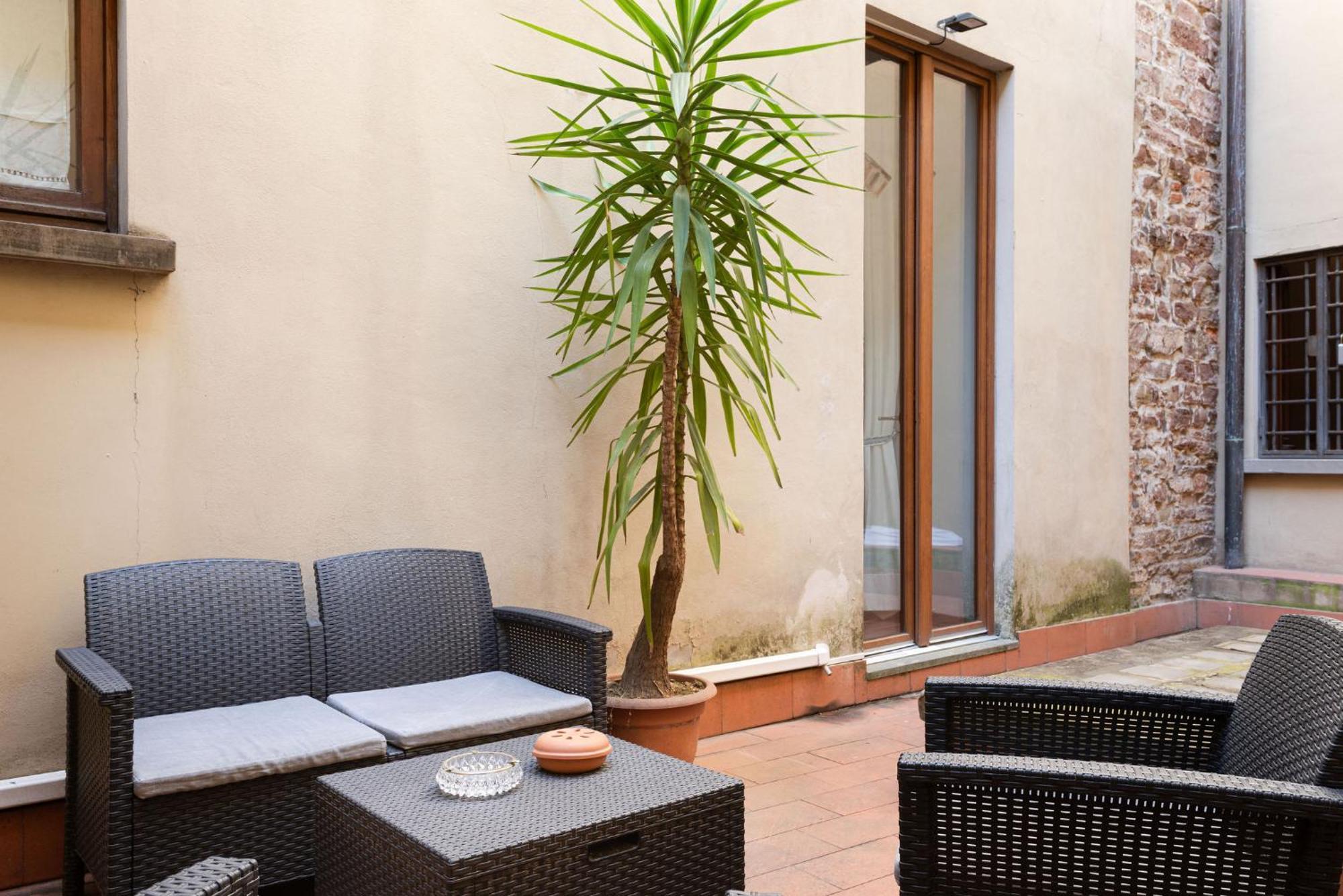 Signoria Apartment With Patio Florenz Exterior foto
