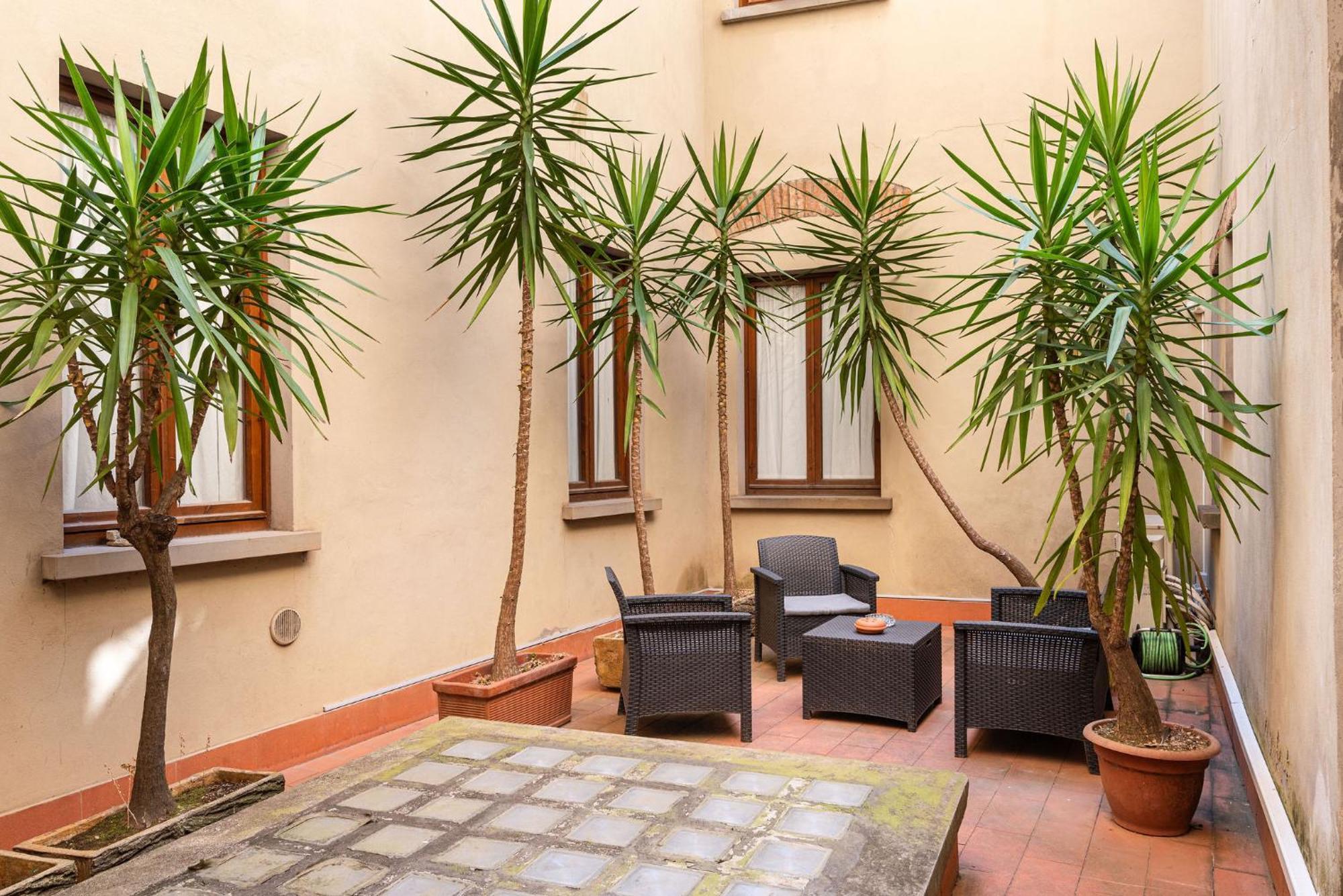 Signoria Apartment With Patio Florenz Exterior foto