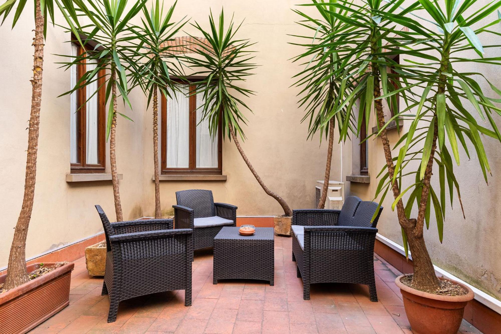 Signoria Apartment With Patio Florenz Exterior foto